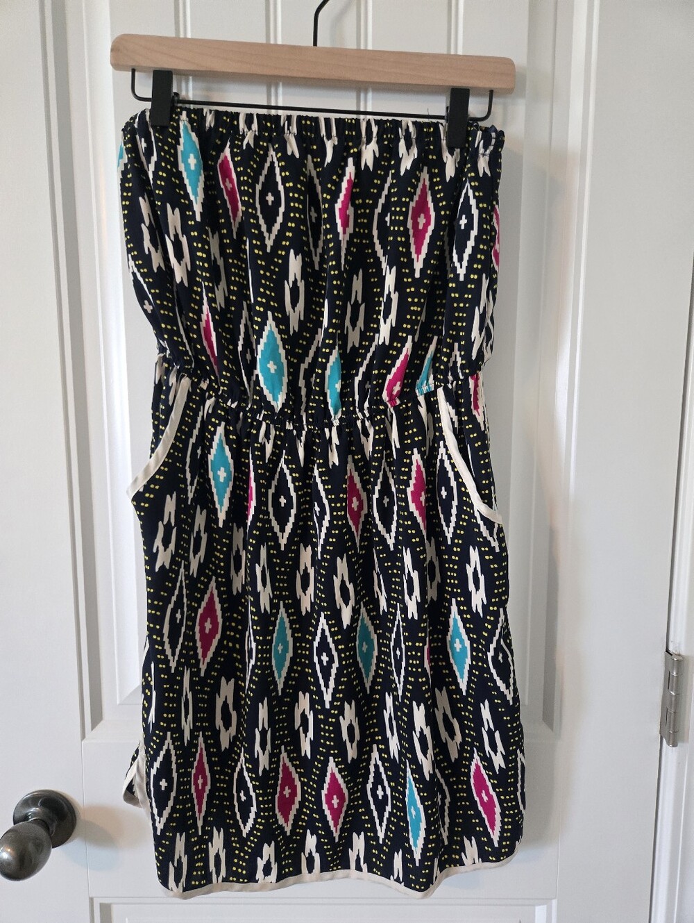 Alya Elastic-Waist Printed Sundress with Bright Dot Accents
